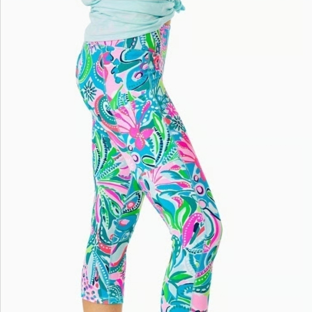 Lilly Pulitzer High Rise Midi Legging in Toucan Do It Size Large